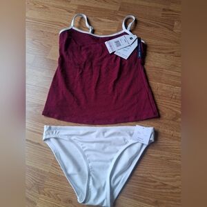 NWT BEACH house Ladies 2 Piece Swimsuit, Burgandy, White Sz 6, 8, MSRP $75.